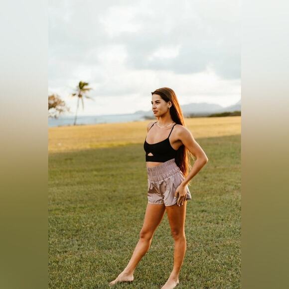 FREE PEOPLE MOVEMENT THE WAY HOME SHORT - MOONLIGHT MAUVE - Picture 4 of 15